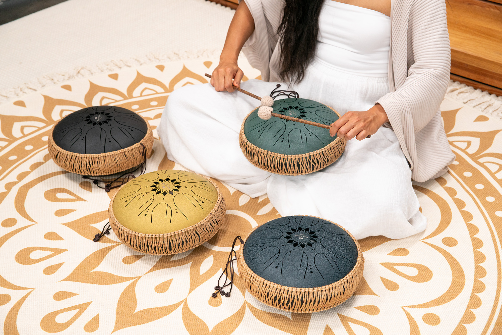 MEINL Sonic Energy MOSTD2NB  Medium Octave Steel Tongue Drum 10“ - C Moll - 8 Töne - 432 Hz - Navy Blue