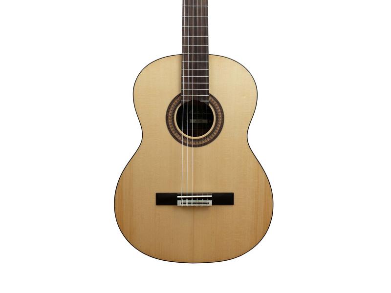 ALVARO MAESTRO MC-06S Student Line 4/4 Konzertgitarre Fichtendecke, satin finish