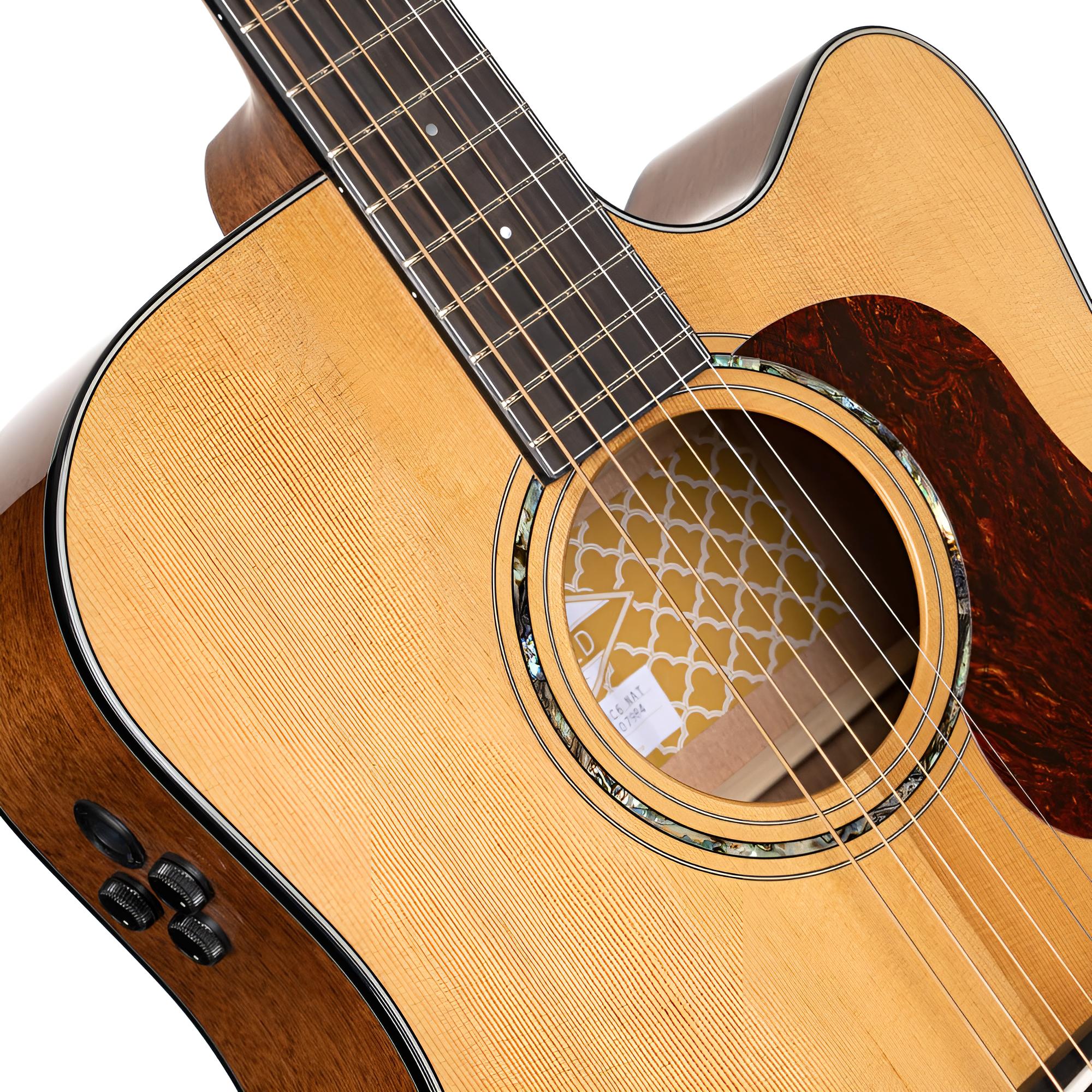 CORT GOLD-DC6 Natural Gloss Westerngitarre mit Pickup inkl. Softcase