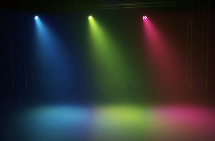 BEAMZ SLIMPAR 30 kompakter LED Par Scheinwerfer 6x3 W 3 in 1 LED RGB