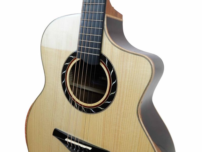 MERIDA MP-18GACEQ Westerngitarre – Limited Edition Pearl Serie